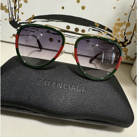 GUCCI gradient pilot sunglasses ✨ - Picture 7 of 13